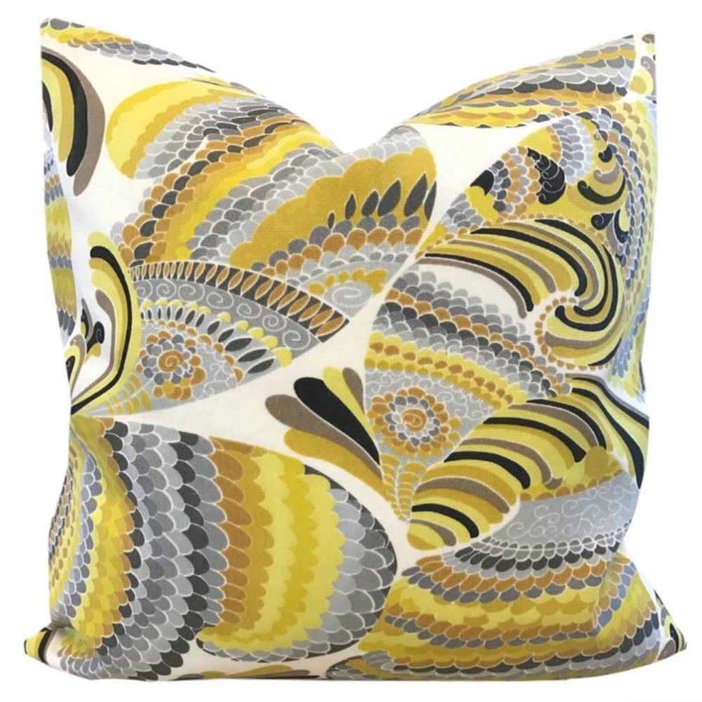 NEW! TRINA TURK SCHUMACHER PILLOW COVER-PISCES -INDOOR/OUTDOOR FABRIC-STUNNING!